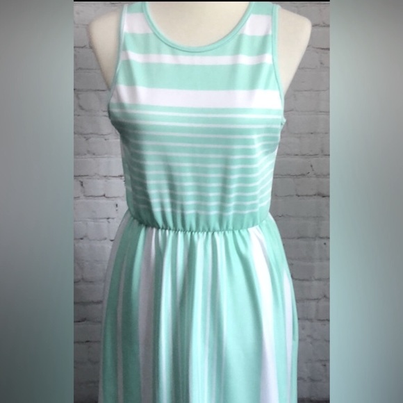 Maxi dress~ long mint green & white stripe sleeveless,pocketed maxi dress 🎉SALE - Picture 4 of 9